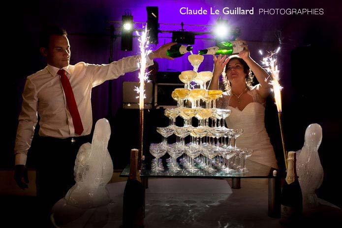 cocktailfontaine à champagne lors d'un mariage, au moulin de l'Arguenon